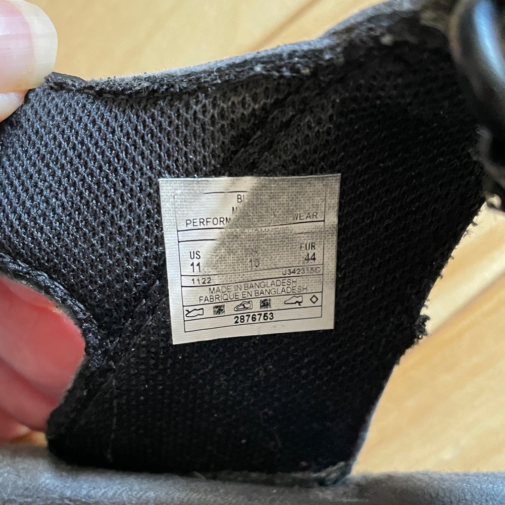 Merrell Black Adjustable Sandals - Picture 3 of 5